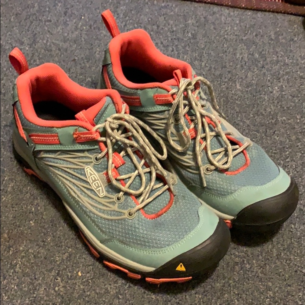Keen size 10